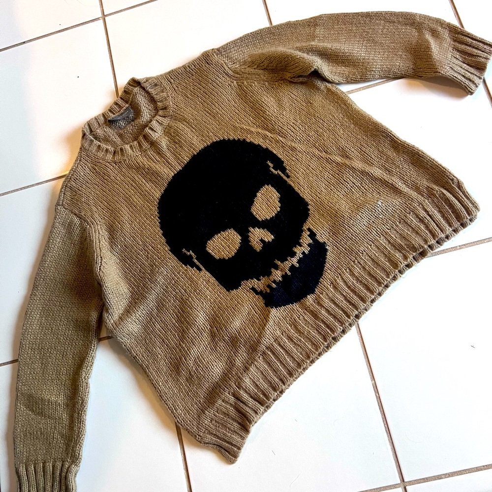 Wooden ships sweater